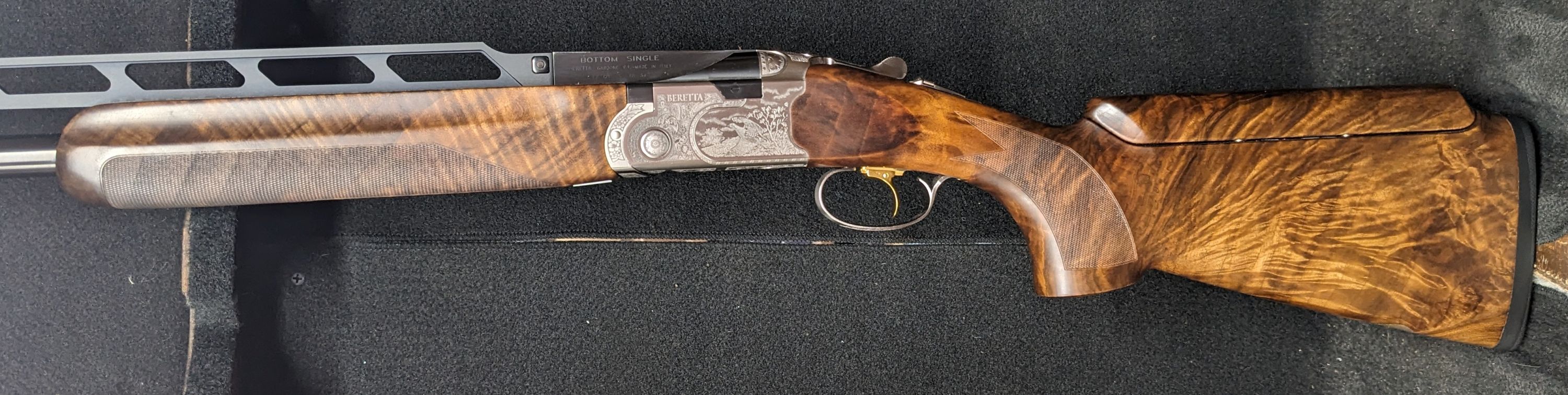 Beretta 687 Silver Pigeon III Signature Deluxe Trap Combo 32 34